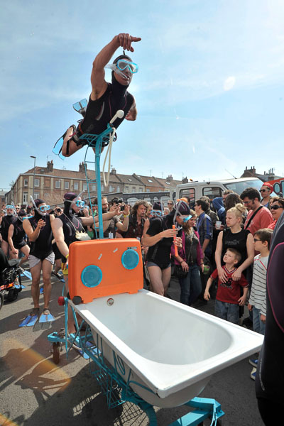 People enjoying the festival La Louche d'Or